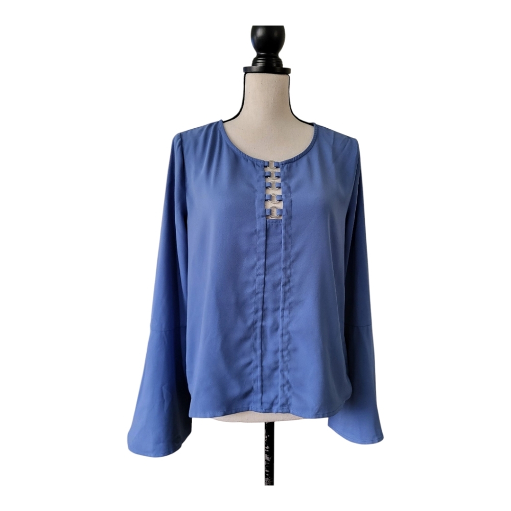 💕Supertrash Womens Blue Bell Sleeve Top Size M‎ New